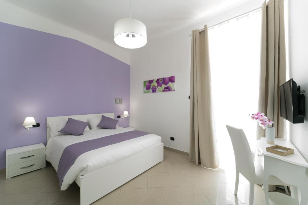 Gasthuis & Luxury Palazzo Diomede Carafa Napels